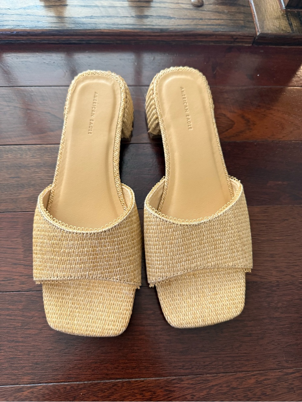 AE Square Toe Mule